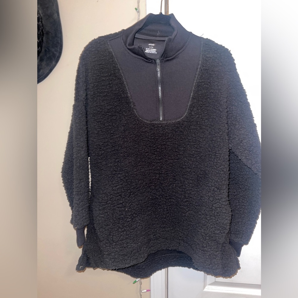 NWOT Oversized Aerie Sherpa Pullover.